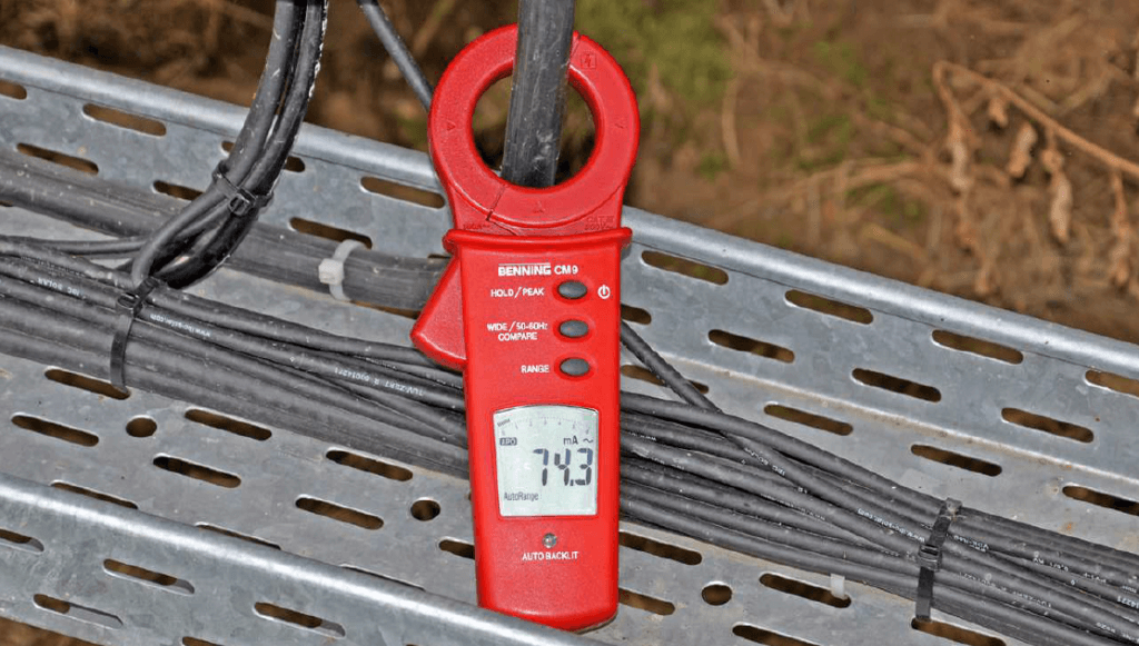 Leakage current measurements