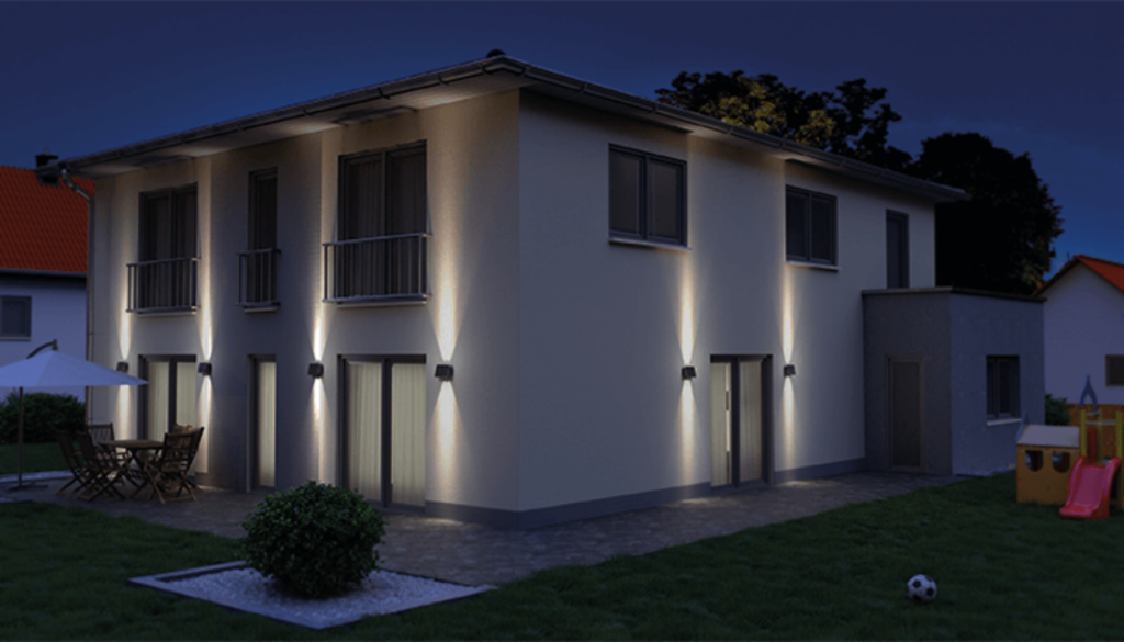 Solar LED wall light