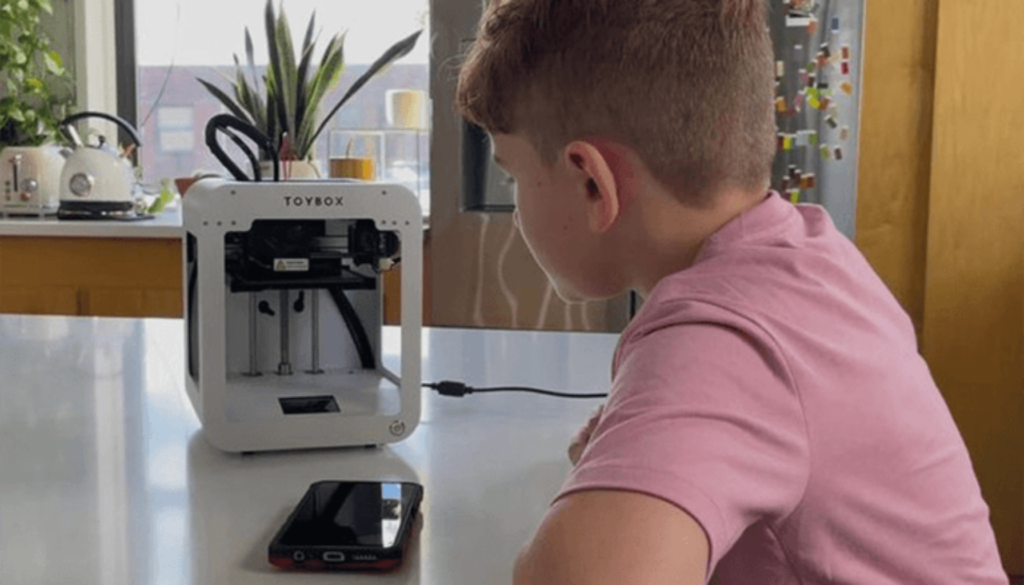 3D Printer for Kids: Toybox Alpha 2